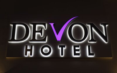 The Devon Hotel