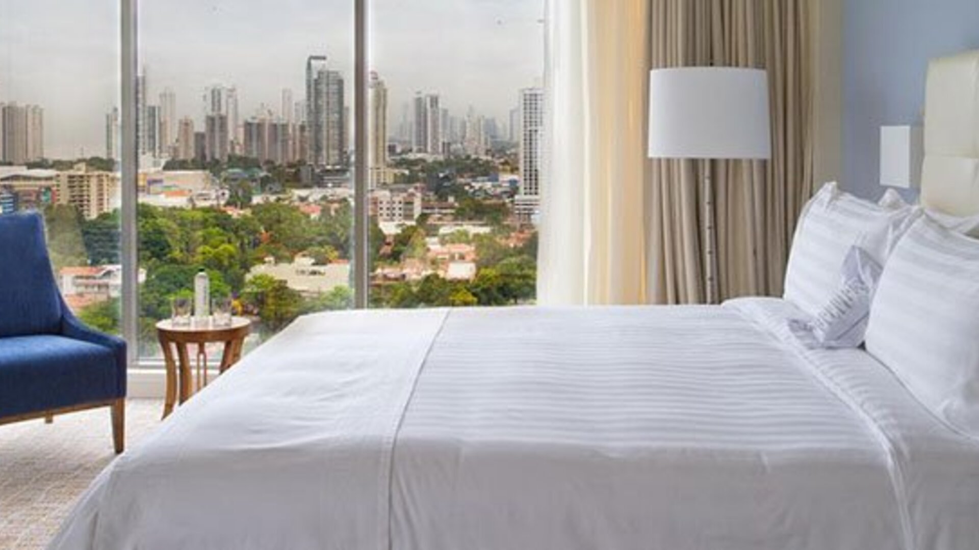 Global Hotel Panama