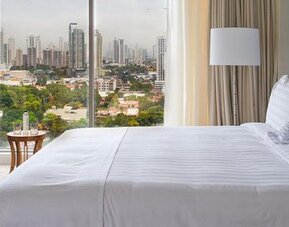 Global Hotel Panama