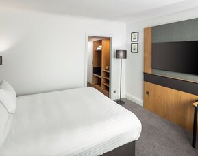 Holiday Inn Gloucester-Cheltenham by IHG