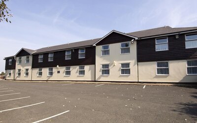Premier Inn Cheltenham North West