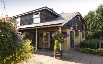 Premier Inn Cheltenham North West