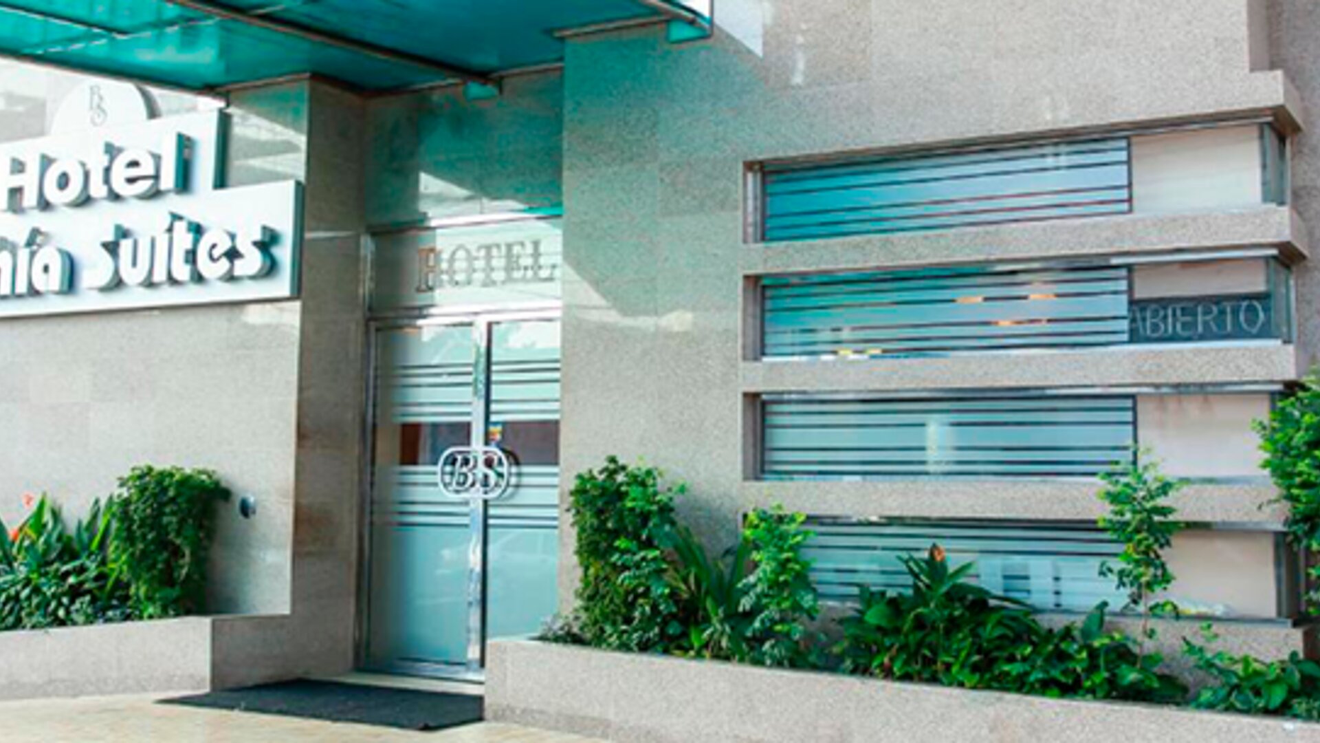 Hotel Bahía Suites