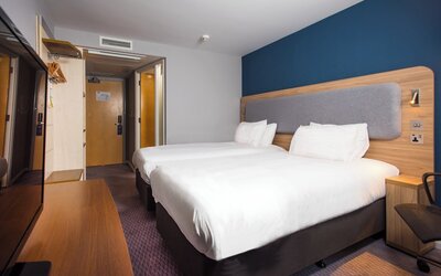 Holiday Inn Express Swindon City Centre by IHG