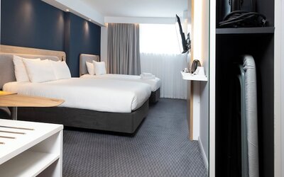 Holiday Inn Express Swindon City Centre by IHG
