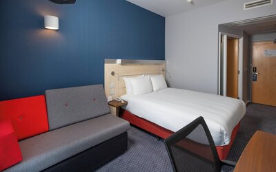 Holiday Inn Express Swindon City Centre by IHG