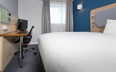 Holiday Inn Express Swindon City Centre by IHG