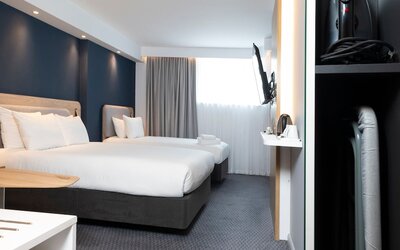 Holiday Inn Express Swindon City Centre by IHG