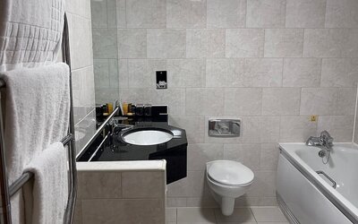The Wiltshire Hotel, Golf and Leisure Resort