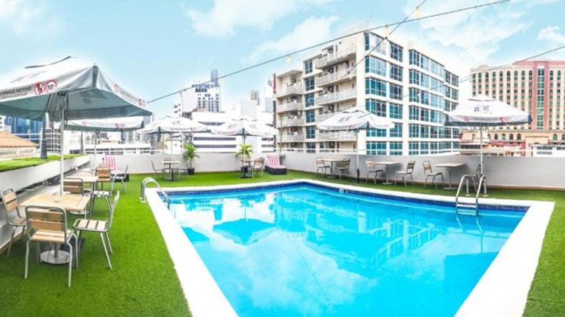 Apart Hotel Sevilla Suites