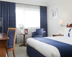 Holiday Inn Swindon by IHG