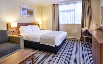 Holiday Inn Swindon by IHG