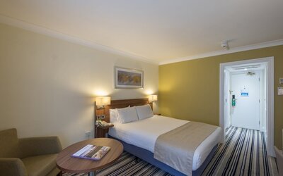 Holiday Inn Swindon by IHG