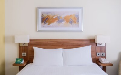 Holiday Inn Swindon by IHG