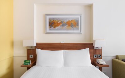 Holiday Inn Swindon by IHG
