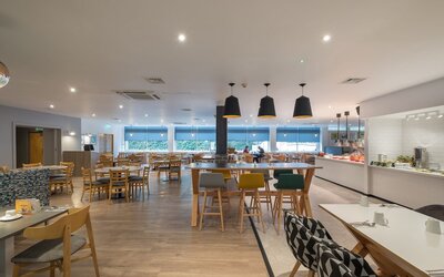 Holiday Inn Swindon by IHG