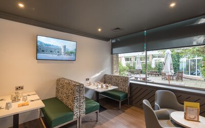 Holiday Inn Swindon by IHG