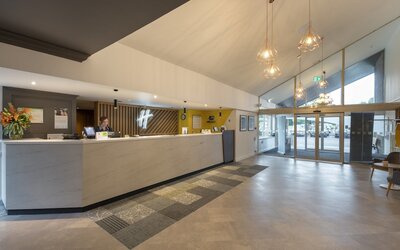 Holiday Inn Swindon by IHG