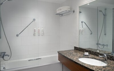 Delta Hotels by Marriott Swindon