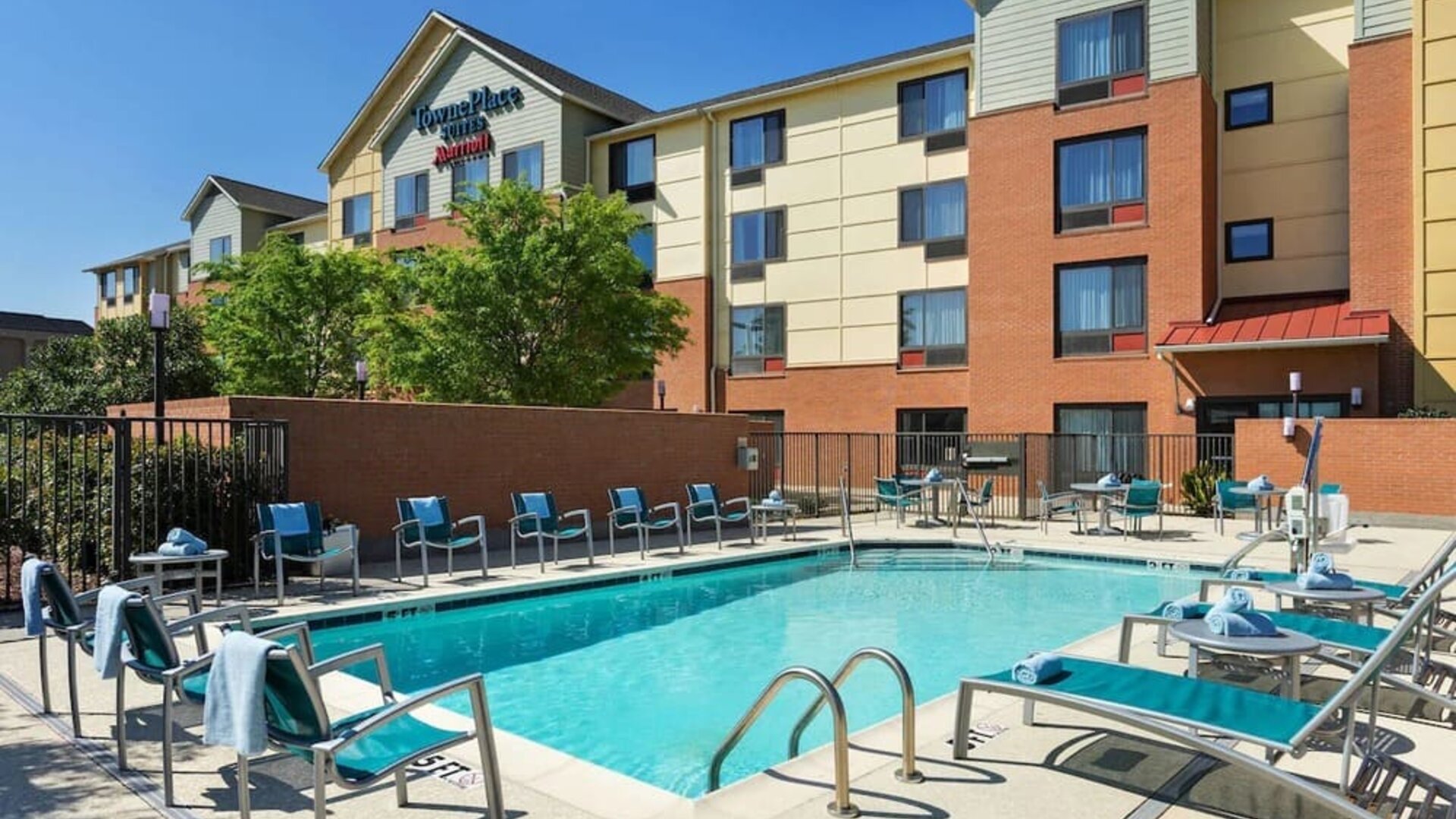 Refreshing outdoor pool at TownePlace Suites By Marriott Shreveport-Bossier City.