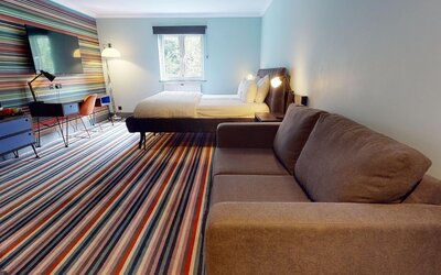 Village Hotel Swindon