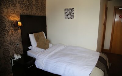 Inn On The Prom Hotel