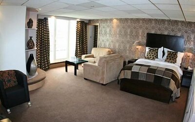 Inn On The Prom Hotel