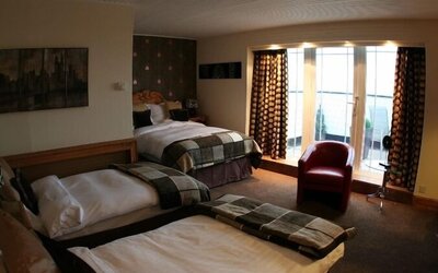 Inn On The Prom Hotel
