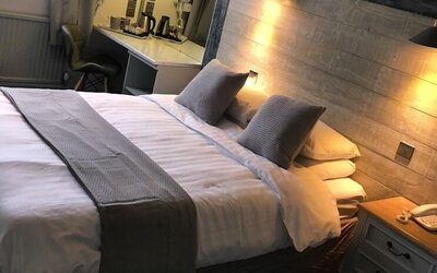Inn On The Prom Hotel
