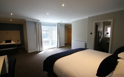 Dalmeny Resort Hotel