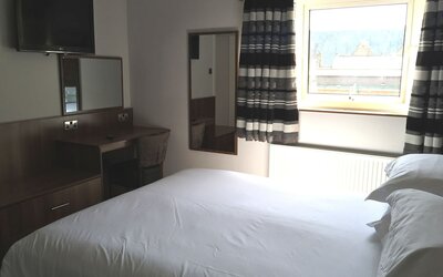 Dalmeny Resort Hotel