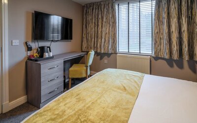 Daresbury Park Hotel