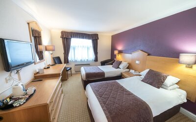 The Everglades Park Hotel