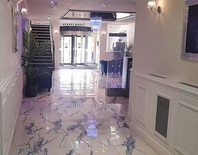The Hillcrest Hotel
