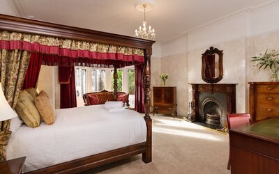 Lincoln House Hotel