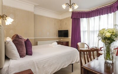 Lincoln House Hotel