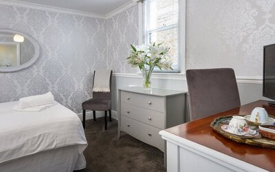 Lincoln House Hotel