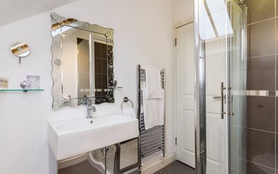 Lincoln House Hotel