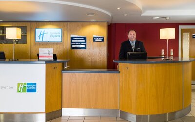 Holiday Inn Express Swansea - East by IHG