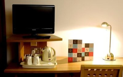ibis Swansea