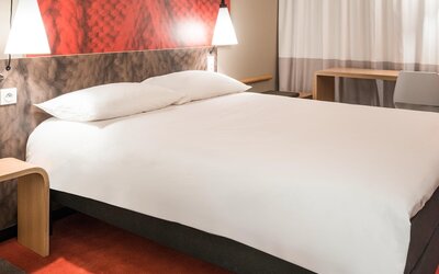 ibis Swansea