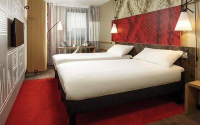 ibis Swansea
