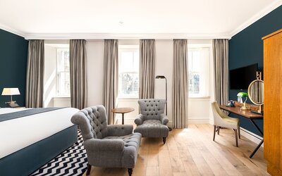 Hotel Indigo Edinburgh - Princes Street by IHG