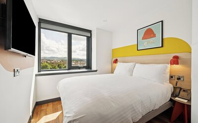 Garner Edinburgh Haymarket by IHG