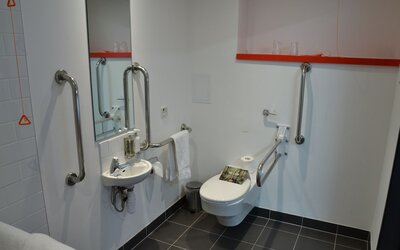 Garner Edinburgh Haymarket by IHG