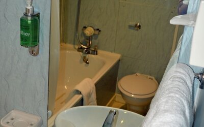 Best Western Kings Manor Hotel