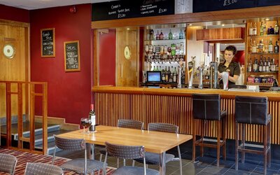 Best Western Kings Manor Hotel