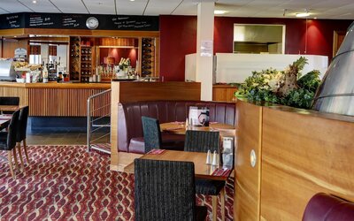 Best Western Kings Manor Hotel