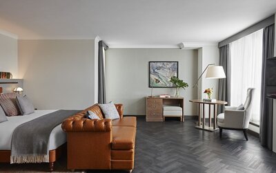 Kimpton Charlotte Square by IHG