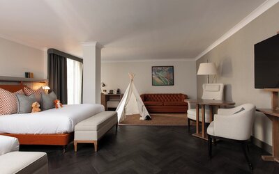 Kimpton Charlotte Square by IHG